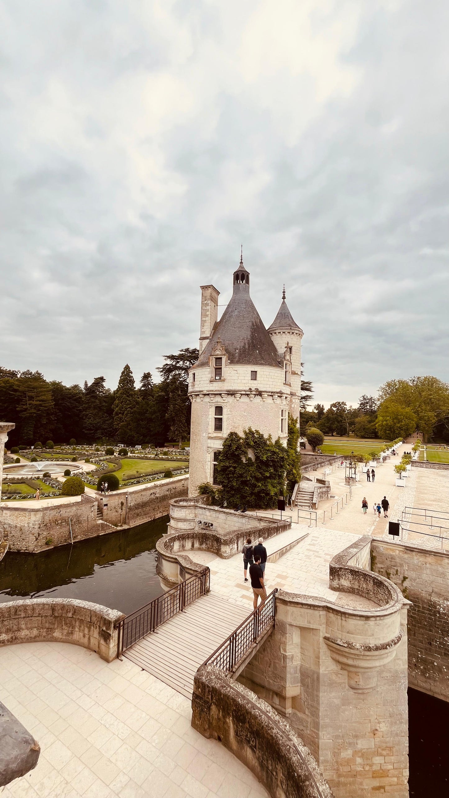 Castillos del Loira: Un Viaje al Corazón de la Realeza Francesa