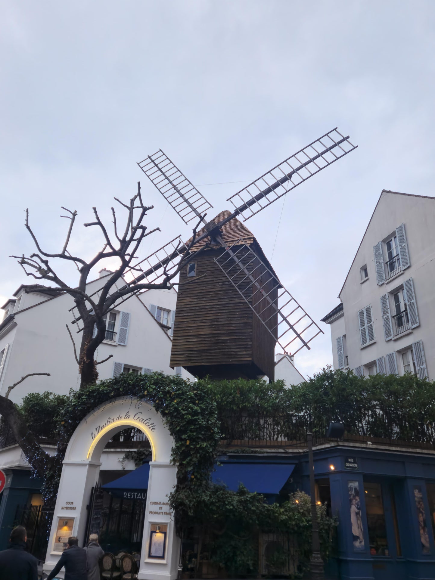 Montmartre: El Corazón Bohémio de París