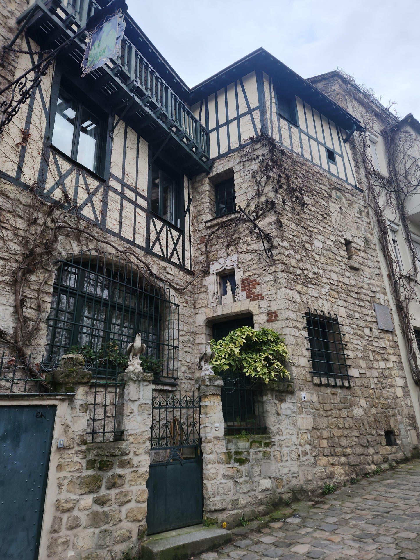 Montmartre: El Corazón Bohémio de París